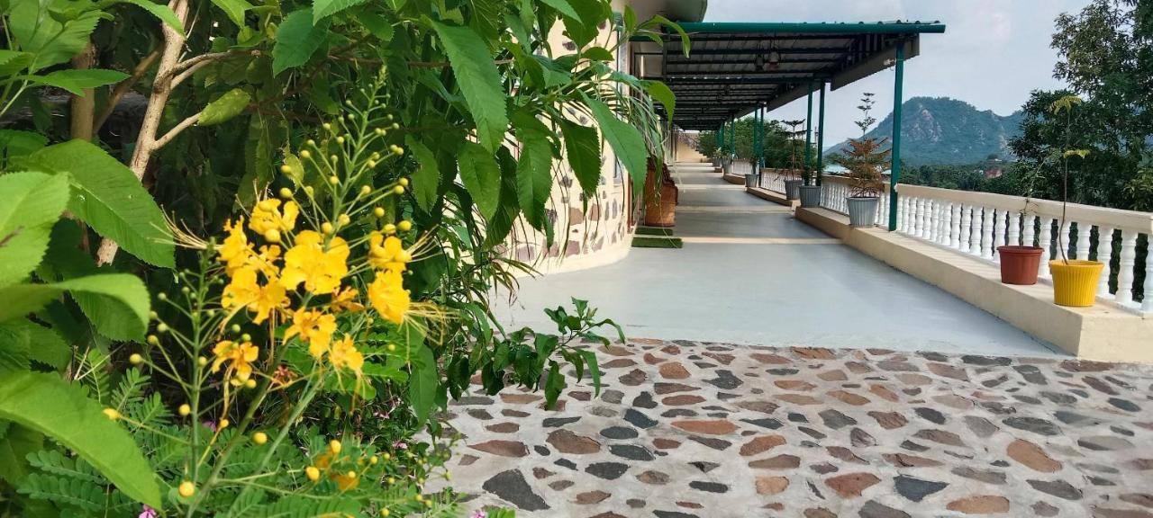 Prime Neelkanth Forest Retreat Resort Tehla Exteriör bild